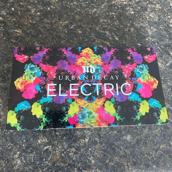 Urban Decay Electric - Picture 1 of 2